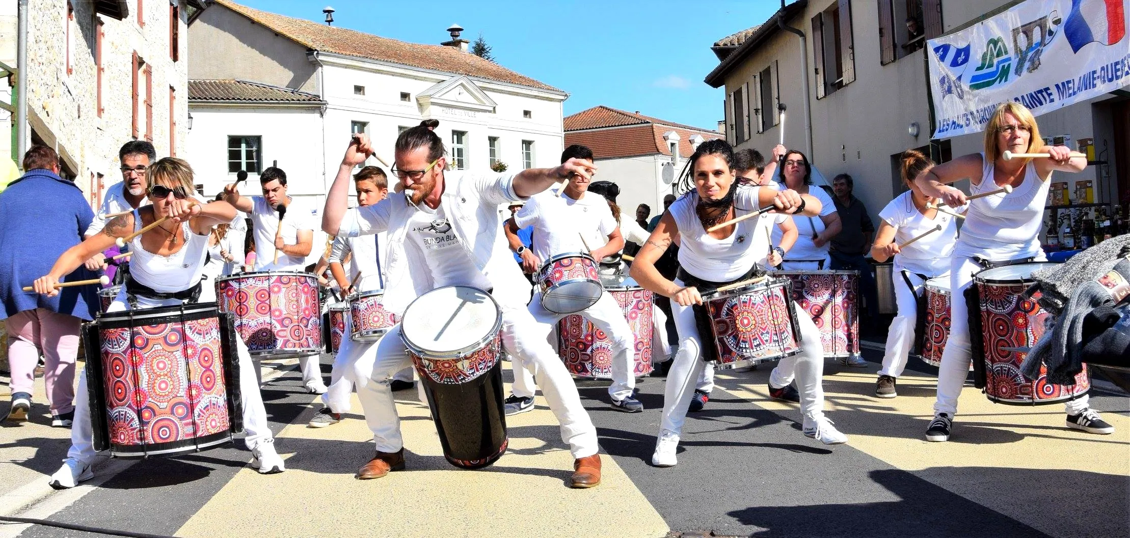 Le groupe Bunda Blanca